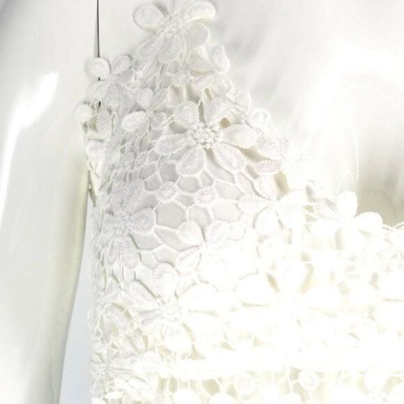 Demure White Lace Cropped Bralette Plus Size 1X-3X NEW - Picture 3 of 5
